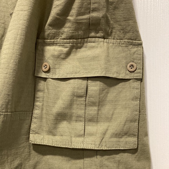 Men's Lightweight Olive Cargo Shorts Buttoned Multiple Pockets - Sz 32* - Picture 2 of 11